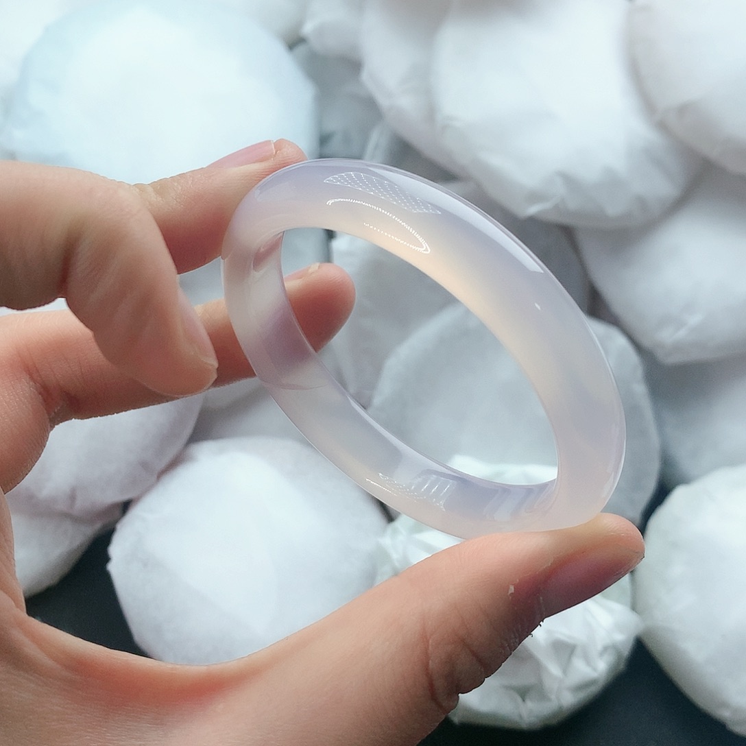 玛瑙/玉髓手镯未镶嵌5354