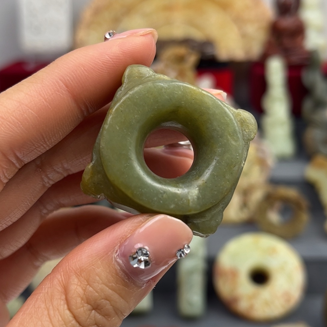 和田玉未镶嵌颈饰鉴古藏珍鉴古藏珍