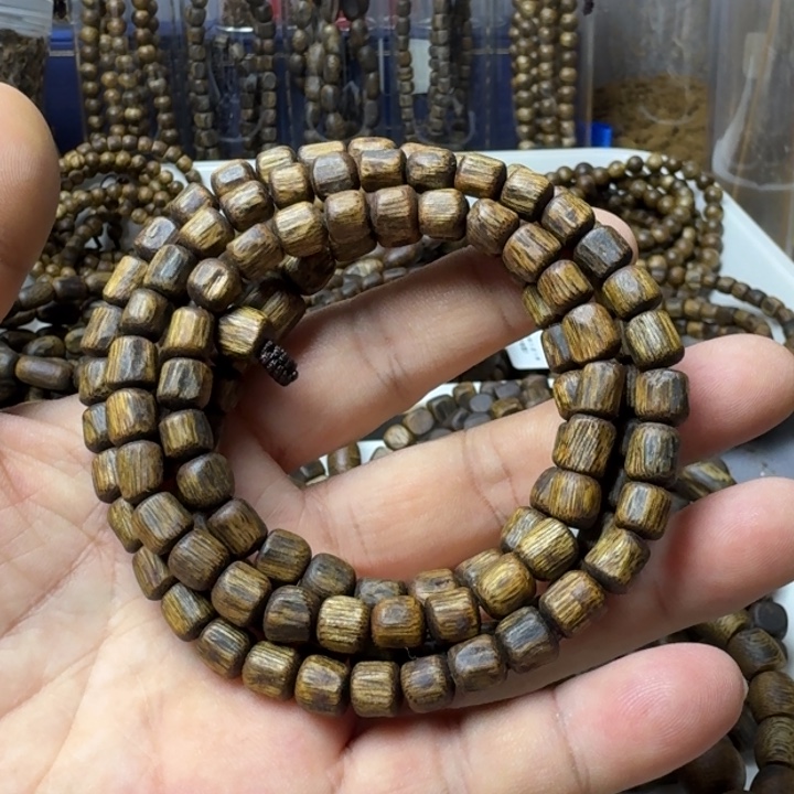 沉香手串张勺子手串20克多样性发货