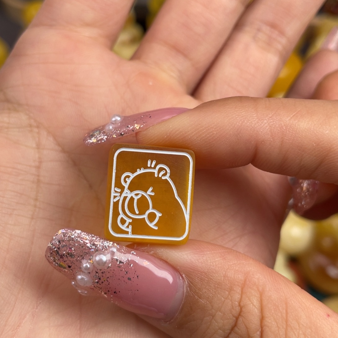 琥珀裸石未镶嵌蜜蜡