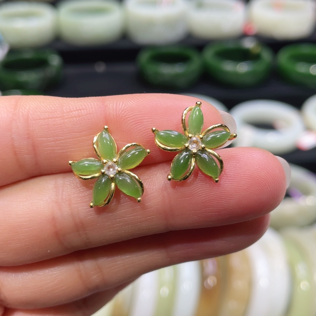 银S925镶嵌和田玉耳饰