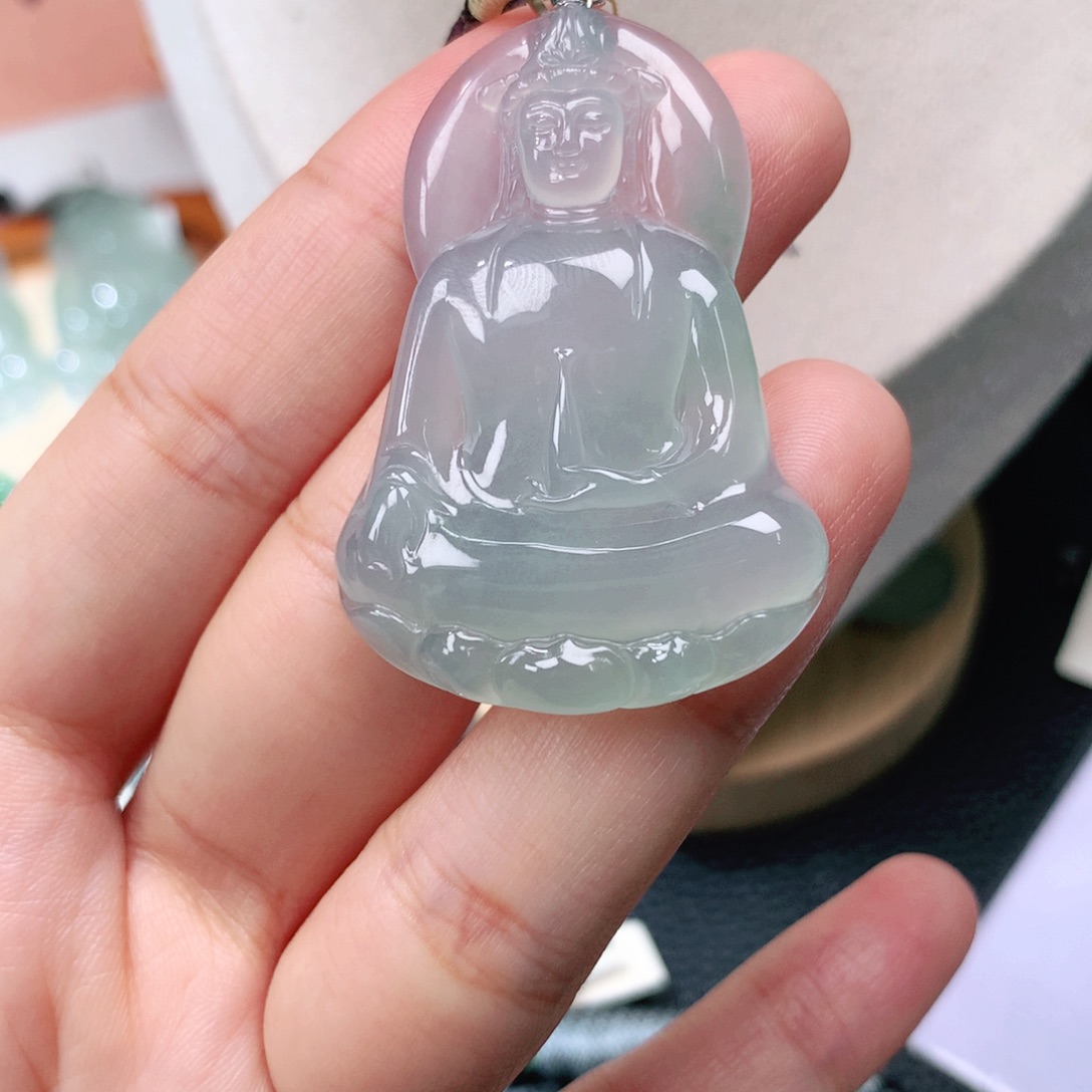 颈饰18K金镶嵌翡翠素衣