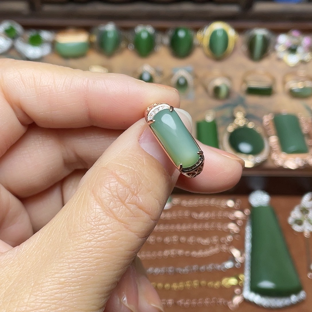 和田玉（碧玉）银S925镶嵌吊坠(赠链)