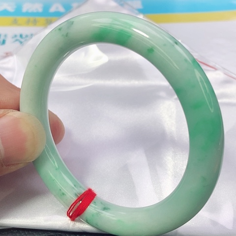 翡翠手镯未镶嵌0729号
