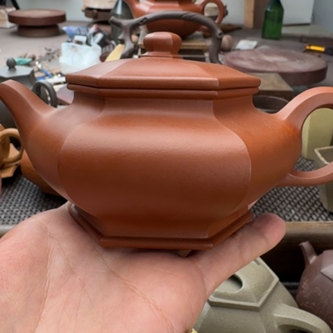 紫砂茶壶?密密麻麻