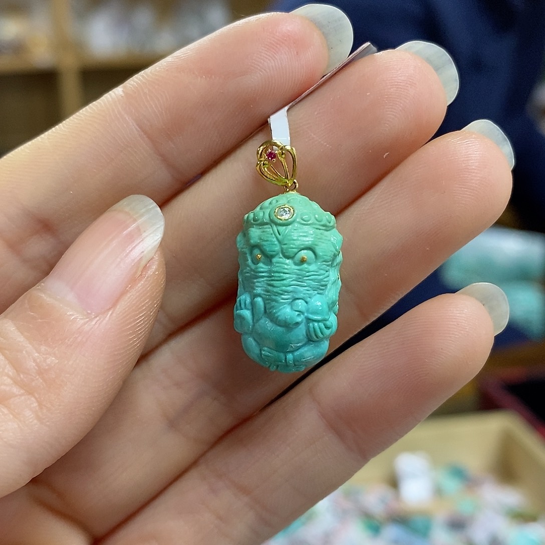 绿松石珠宝奇石18K金镶嵌