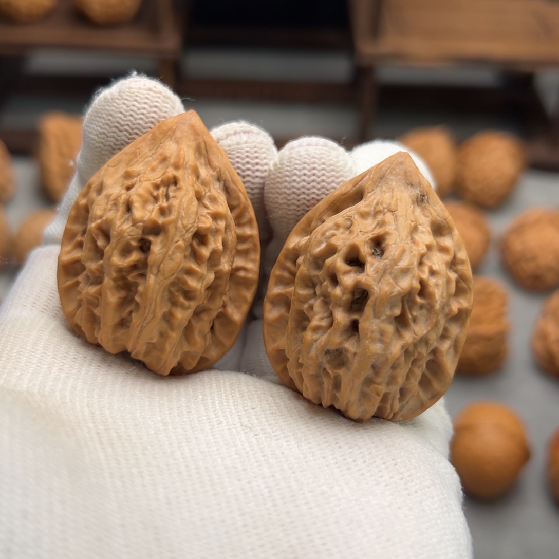 桃核把件油腊鸡34.34.36