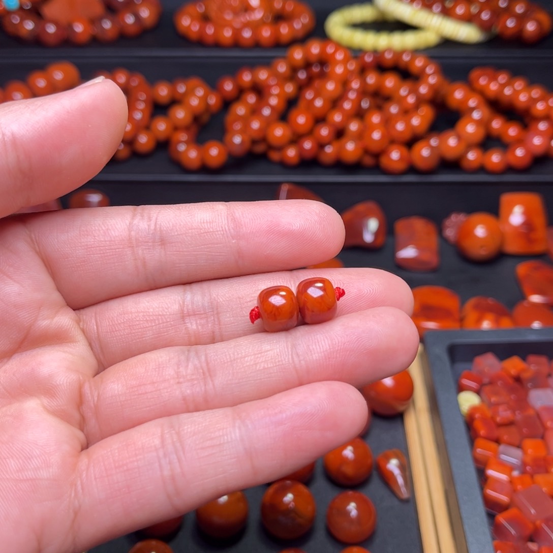 南红玛瑙珠宝奇石未镶嵌9.6*8.3mm腰珠