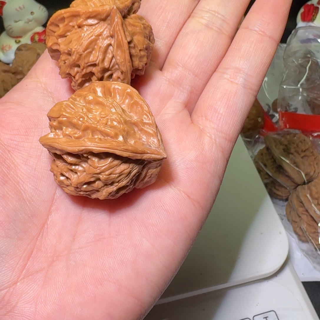 九***举文玩核桃吊坠盘山三棱