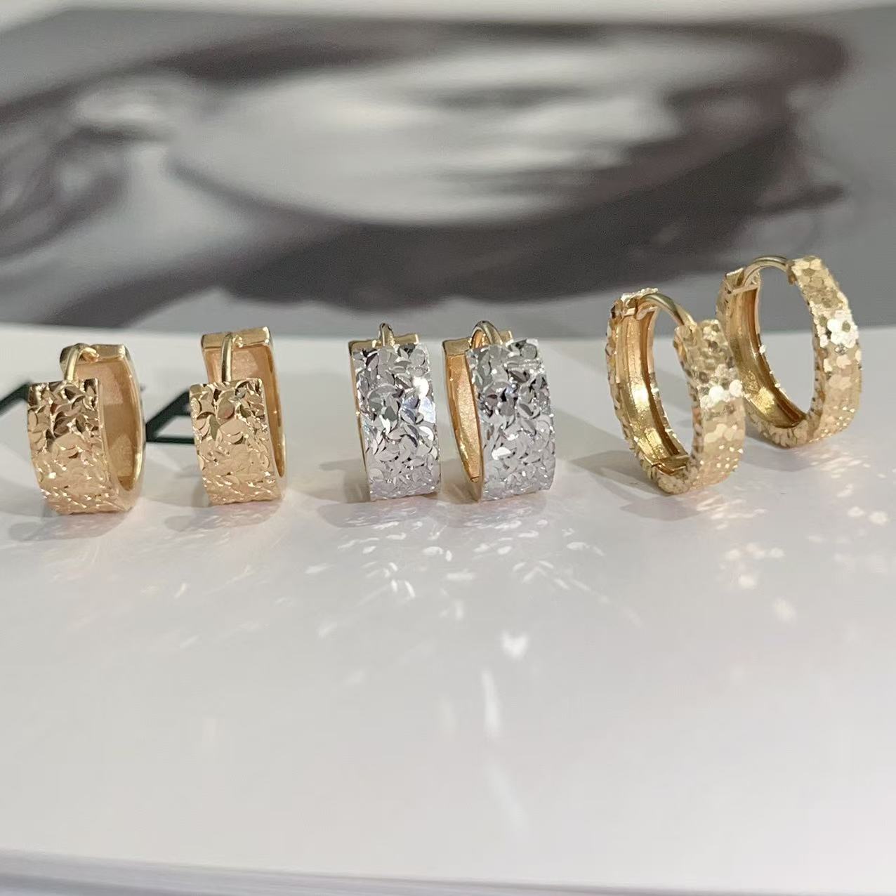 【金禧禧】18k金碎冰冰耳扣/多样发其一