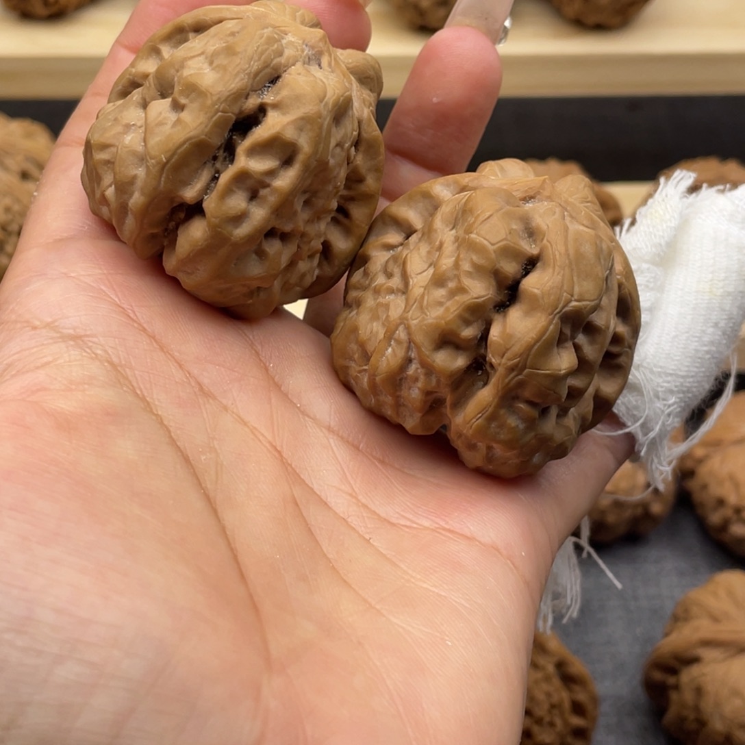 紫***迪吊坠文玩核桃蛤蟆40