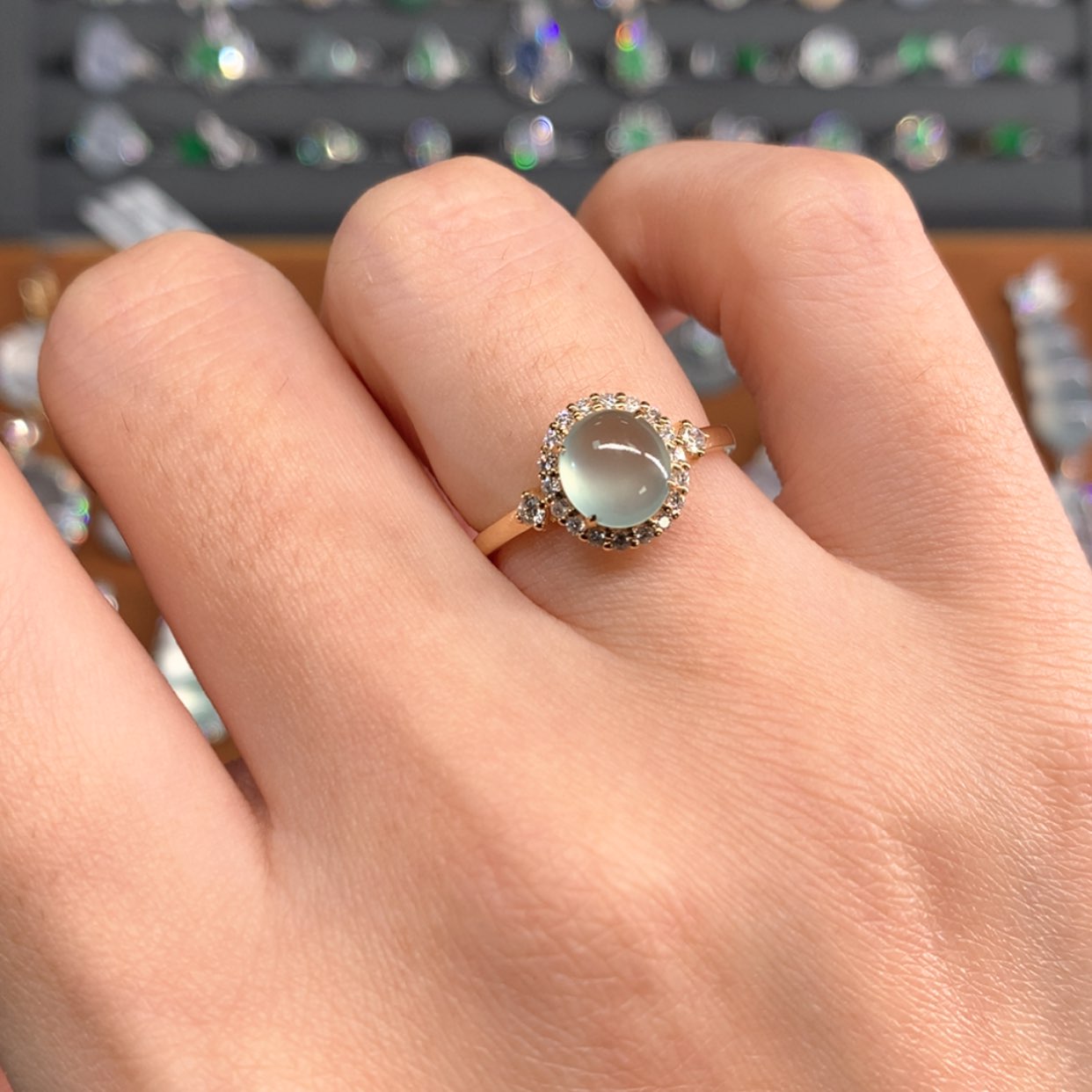 【闪购商品】翡翠戒指18K金镶嵌戒指