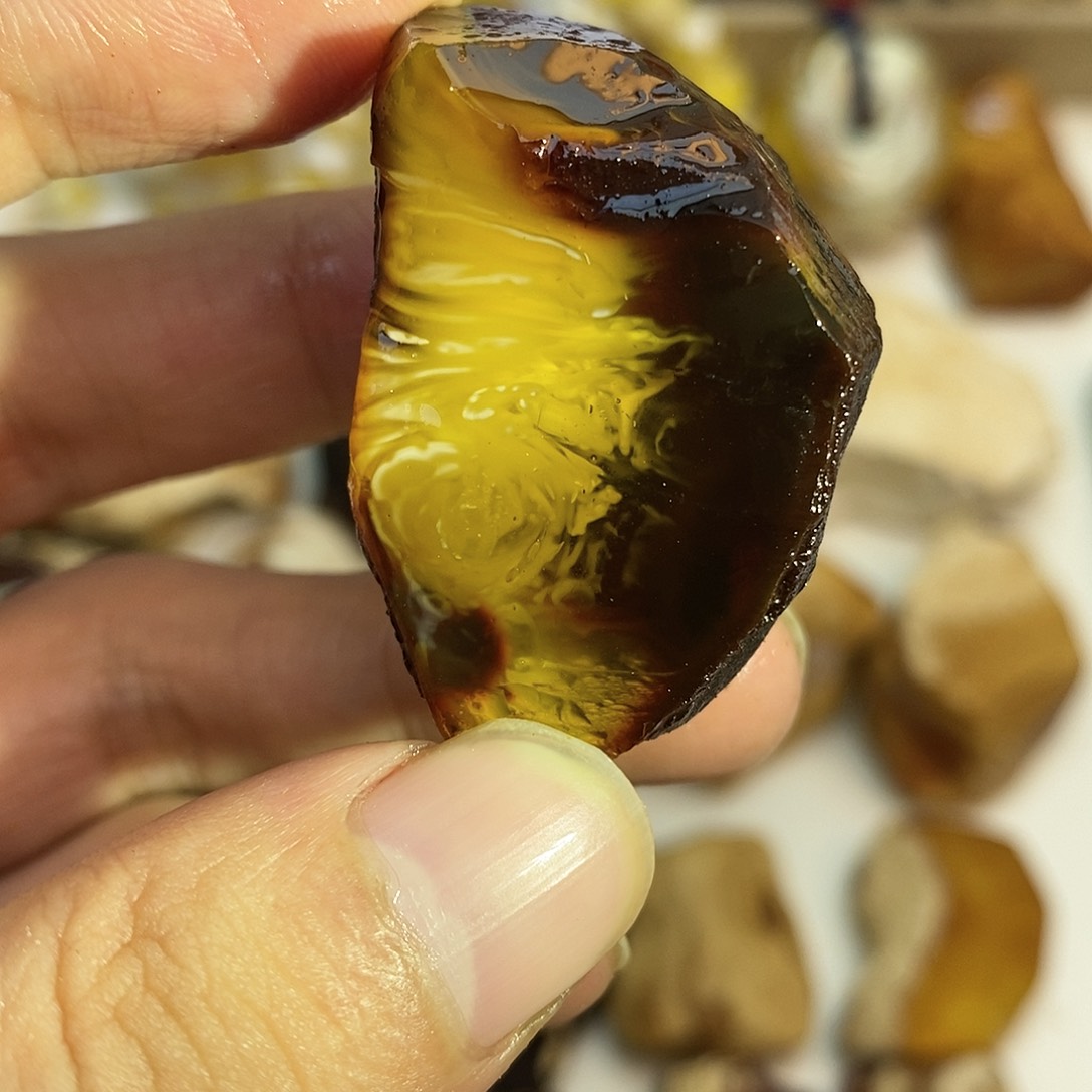 定制蜜蜡未镶嵌原石