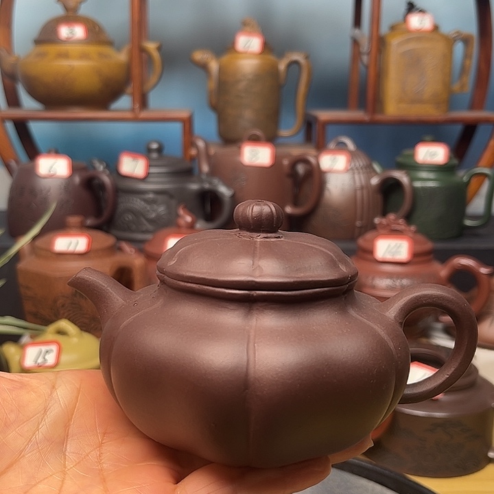 茶壶紫砂微瑕 不带证书礼盒220cc