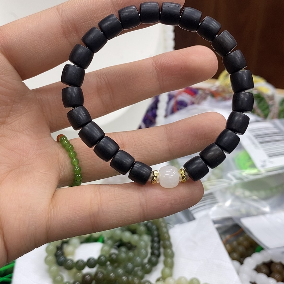 和田玉手链未镶嵌