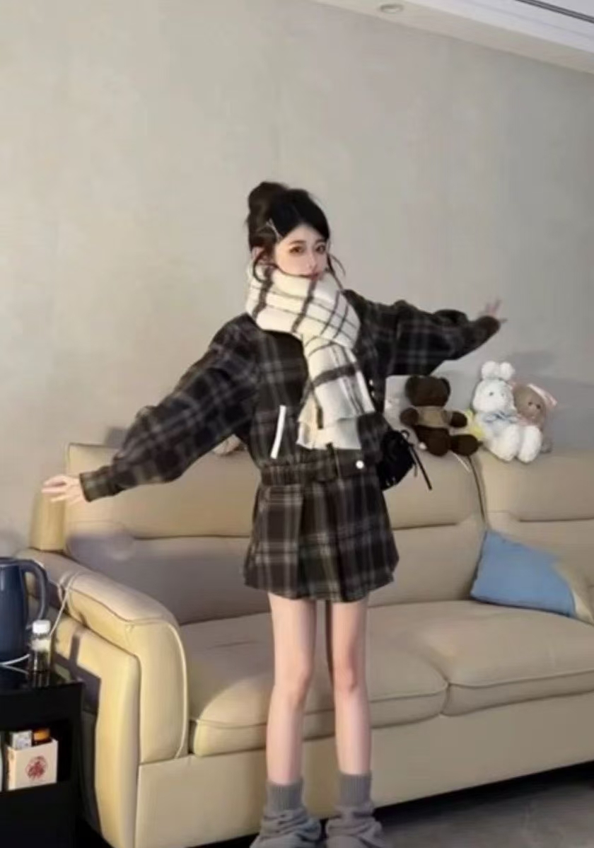 格子百褶裙套装女秋冬新款美式复古学院风日常通勤半身裙上衣外套