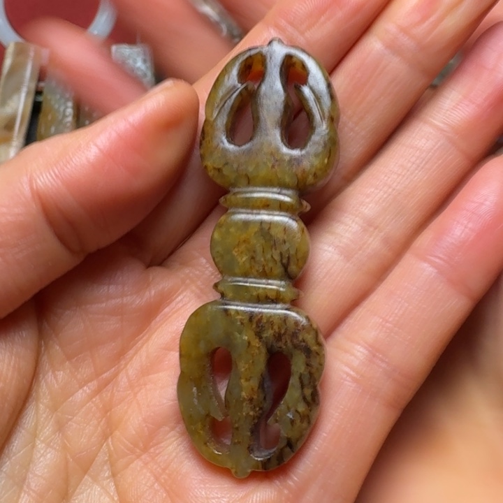 天***悠和田玉（糖玉）未镶嵌挂件