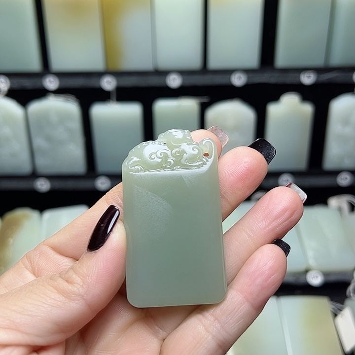 和田玉挂件未镶嵌