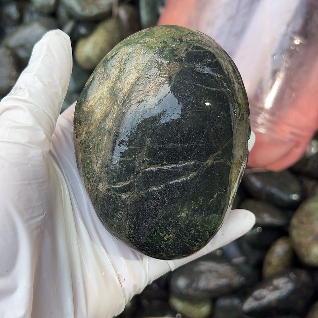 未镶嵌蛇纹石玉西藏藏玉药王石倍****赵