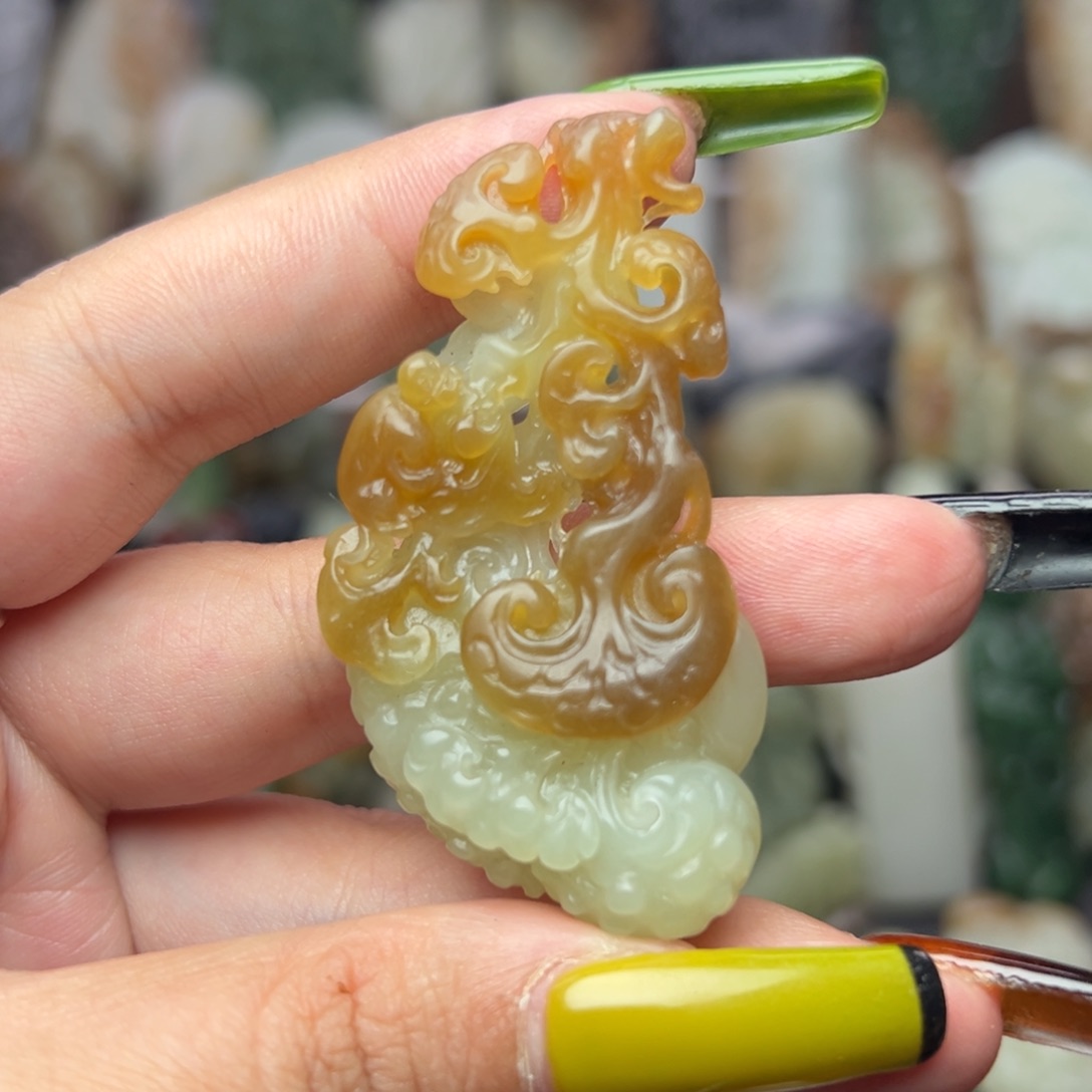 和田玉未镶嵌挂件