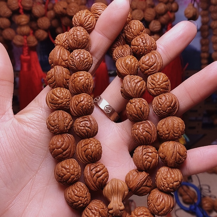 吊坠桃核龙纹桃枭