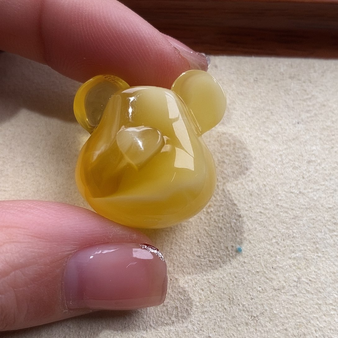 琥珀裸石未镶嵌天然原矿琥珀蜜蜡熊头
