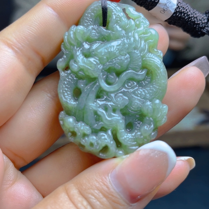 【闪购商品】和田玉未镶嵌吊坠