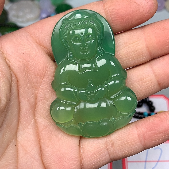 用***2玛瑙/玉髓未镶嵌颈饰