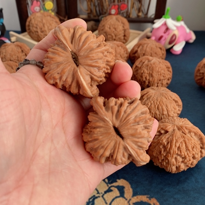 文玩核桃把件四座楼45