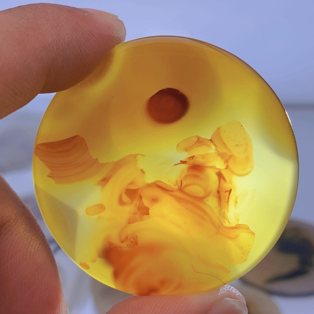 玛瑙/玉髓吊坠(不含链)未镶嵌文**龙