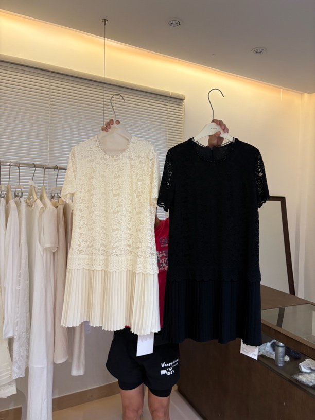 27770欧洲站高货蕾丝拼接百褶裙两件套50258衣长89