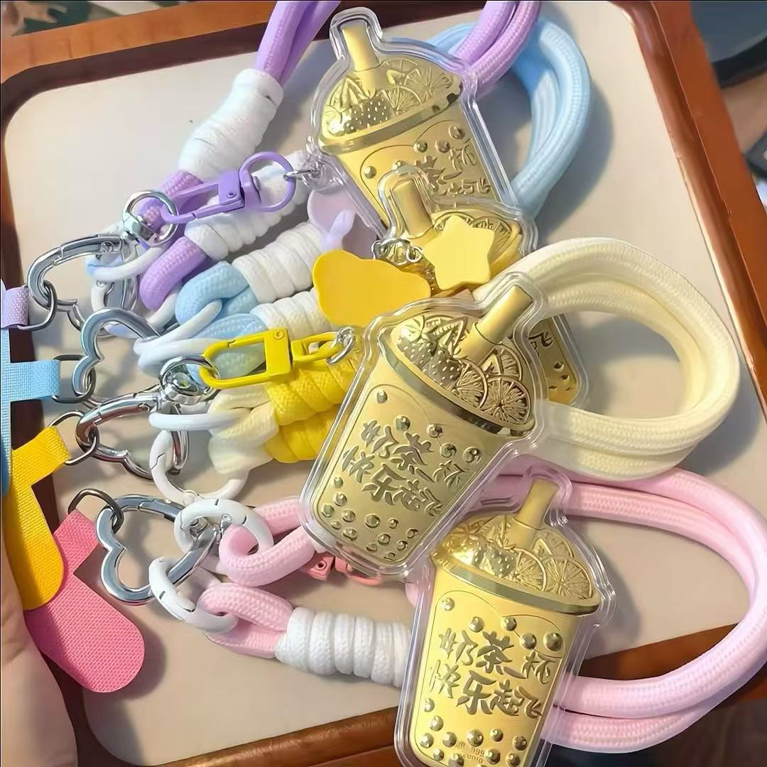 含金工艺品【秋天第一杯奶茶】0.02g金爆款奶茶杯20mg钥匙扣礼物
