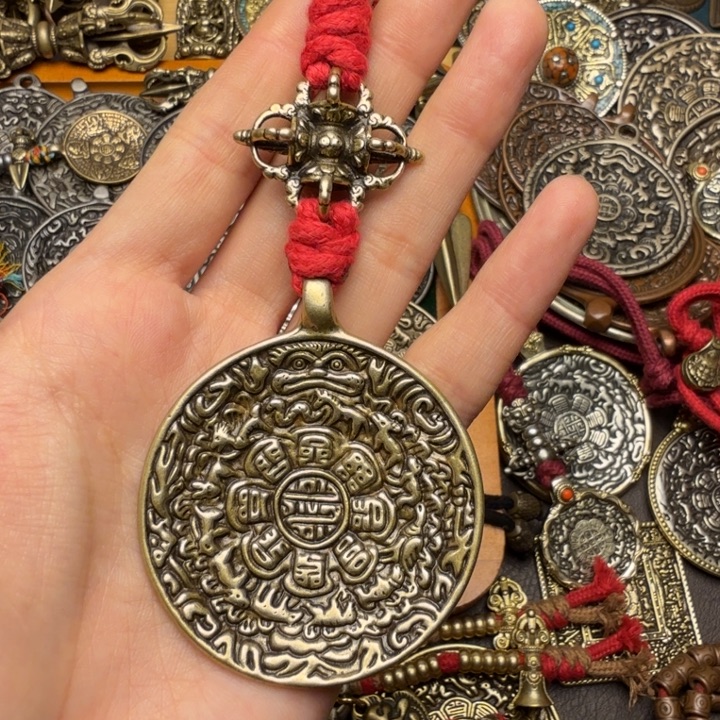 藏传文玩九宫如图