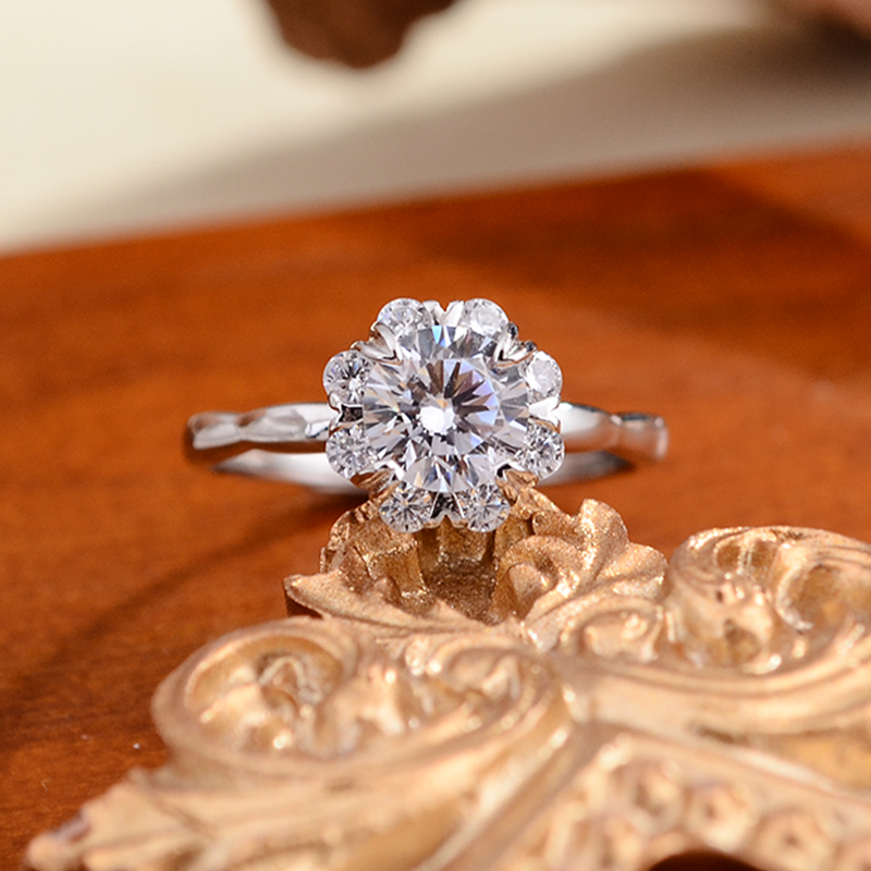 925银合成锆石戒指 【佛罗伦萨之眼】时尚精工重料镶石925银戒指