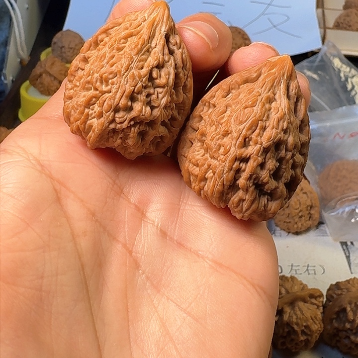 文玩核桃把件T***c塔尖