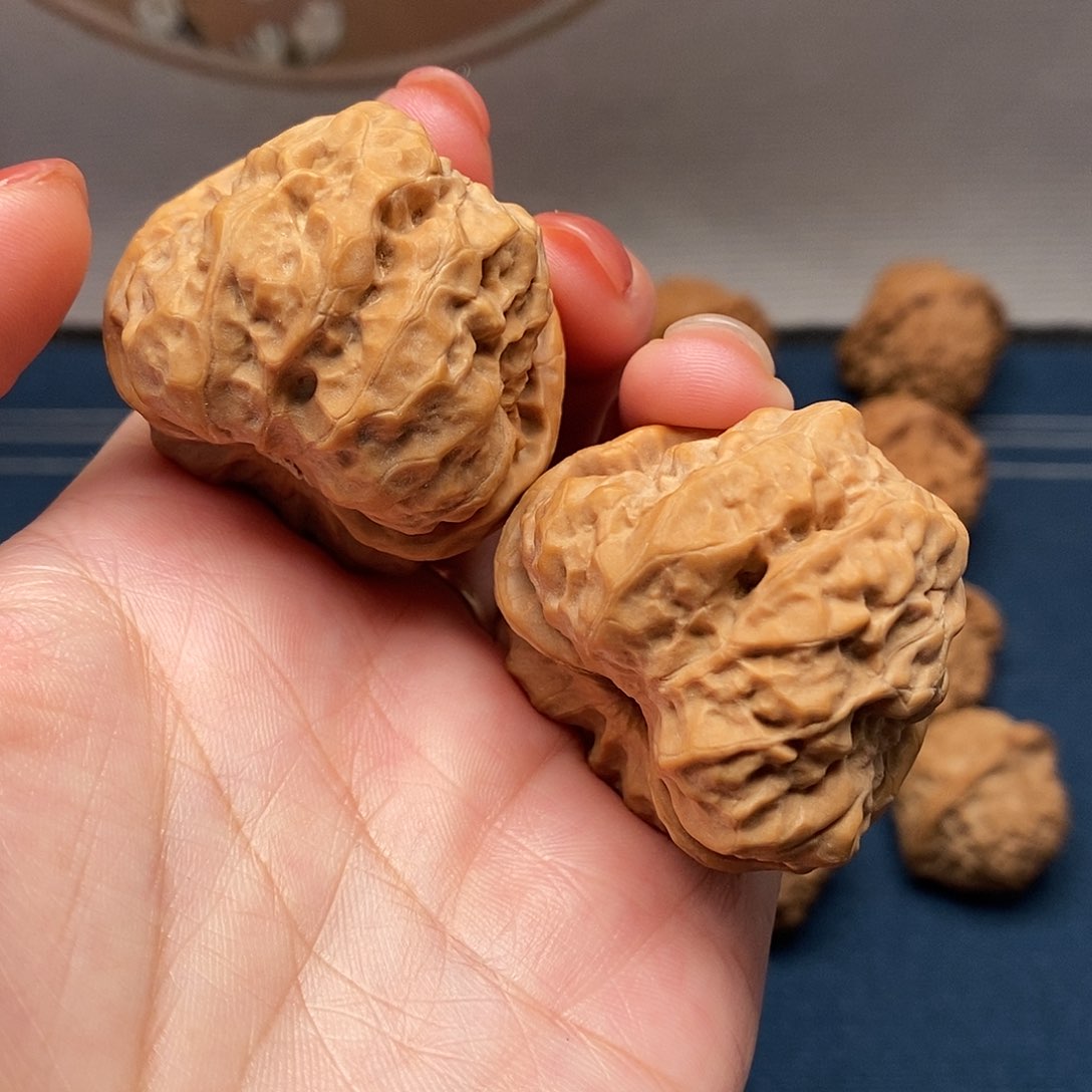 核桃把件8蛤蟆头尺寸四十