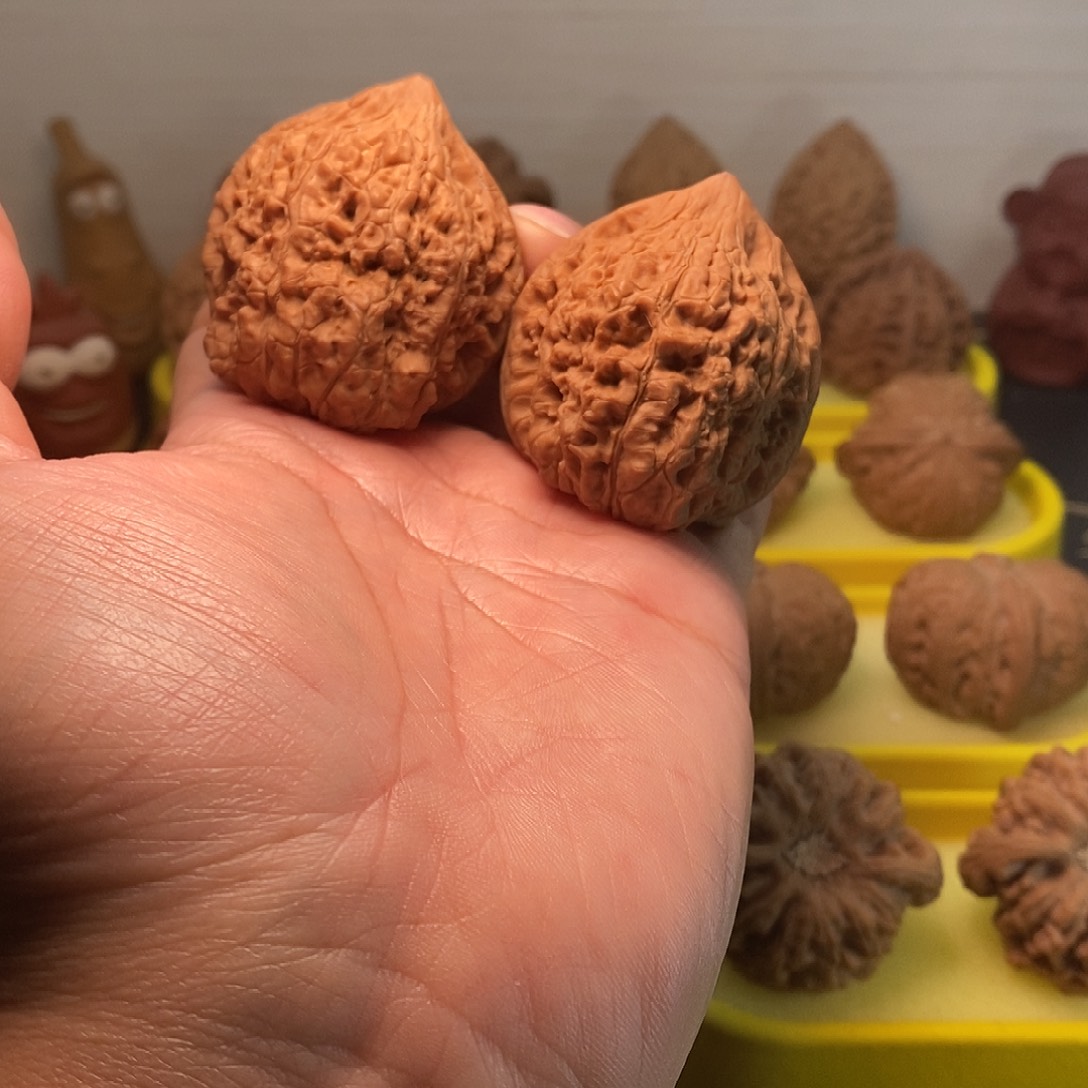 吊坠文玩核桃42尺官帽核桃