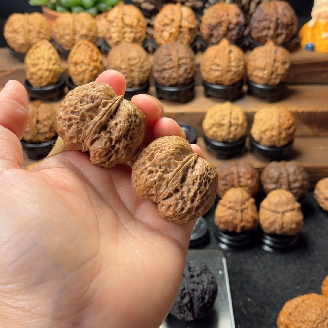 文玩核桃把件@*淡金锭元宝