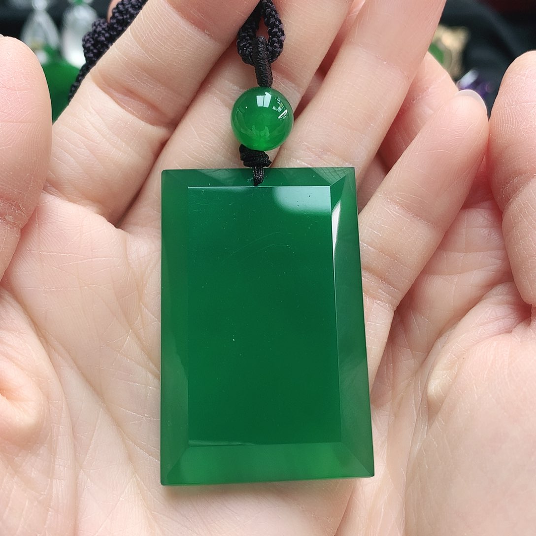 玛瑙/玉髓吊坠未镶嵌