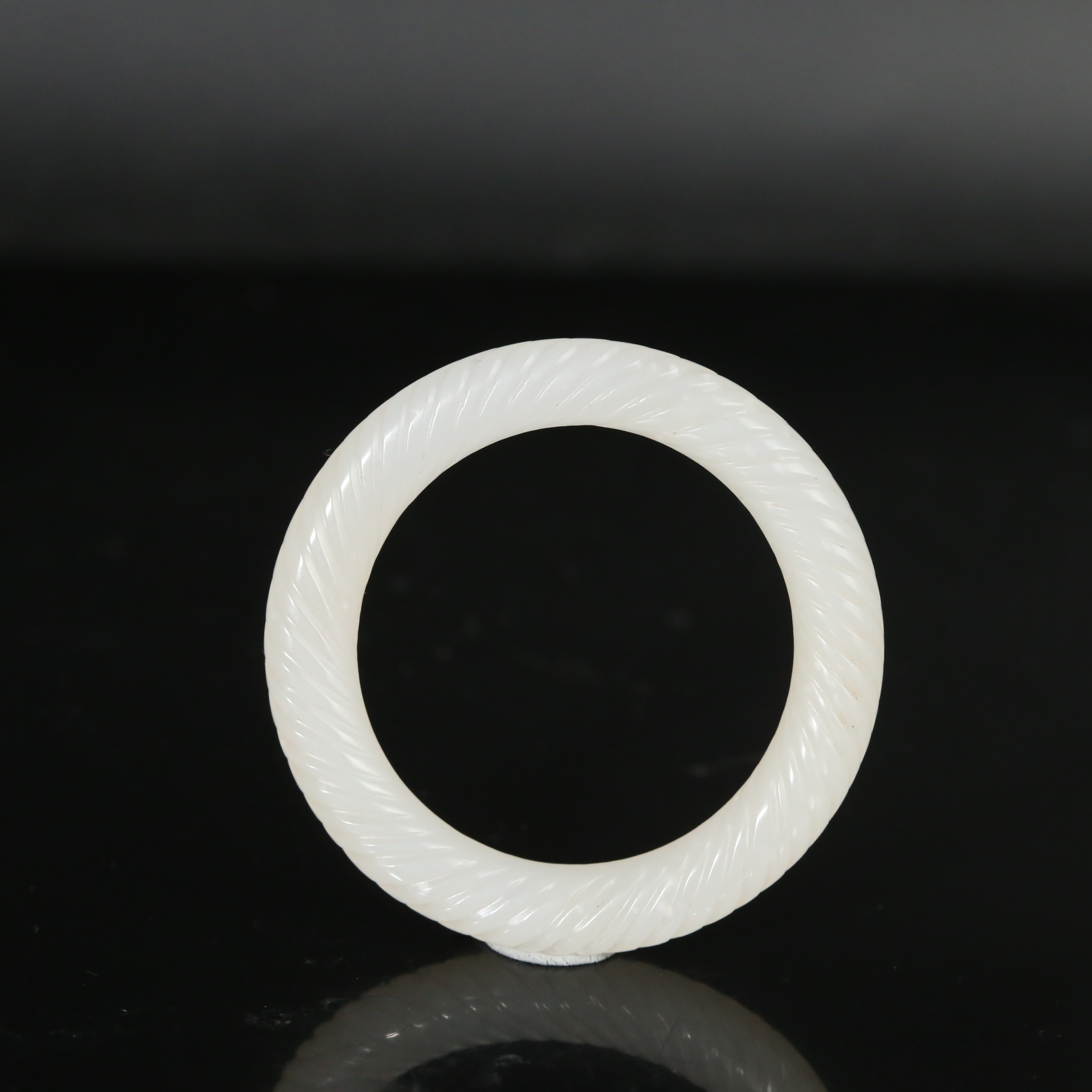 清代和田玉绞丝环ACZL2511122014