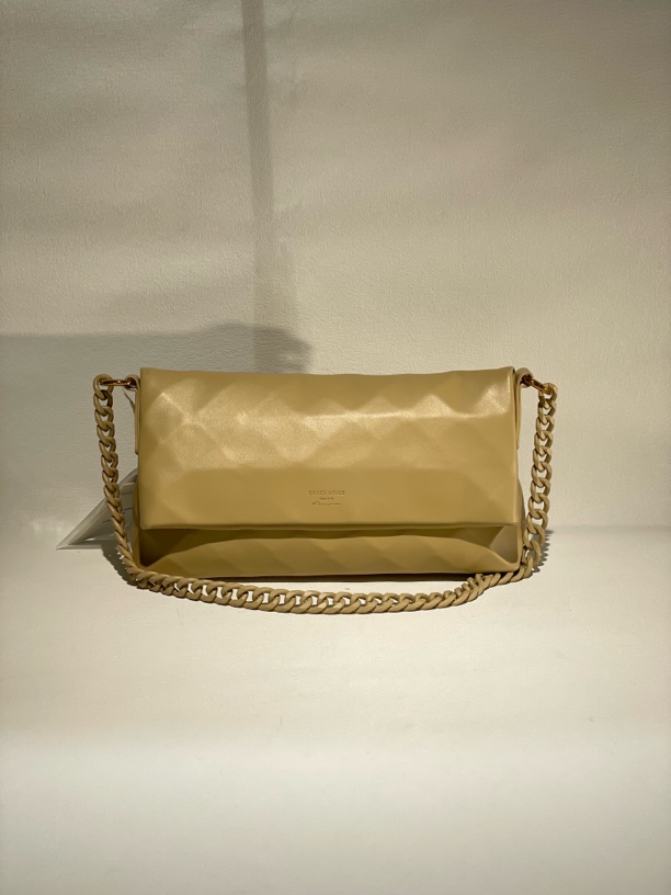 8年包店99活动包包