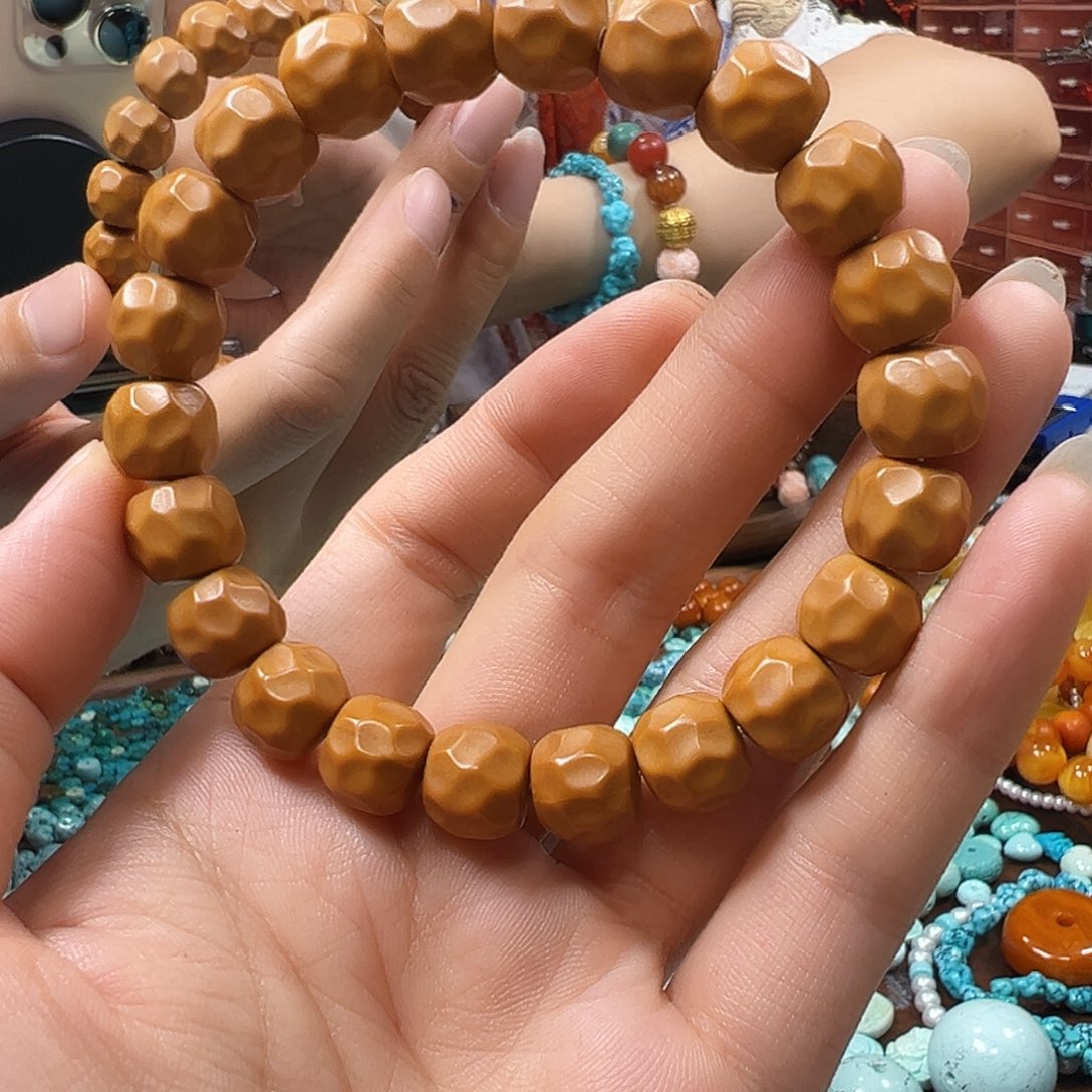 小***蓓猴头核桃手串手串