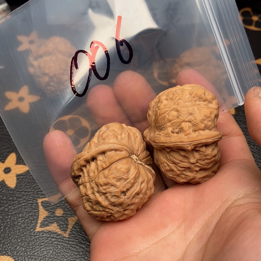 文玩核桃吊坠南瓜
