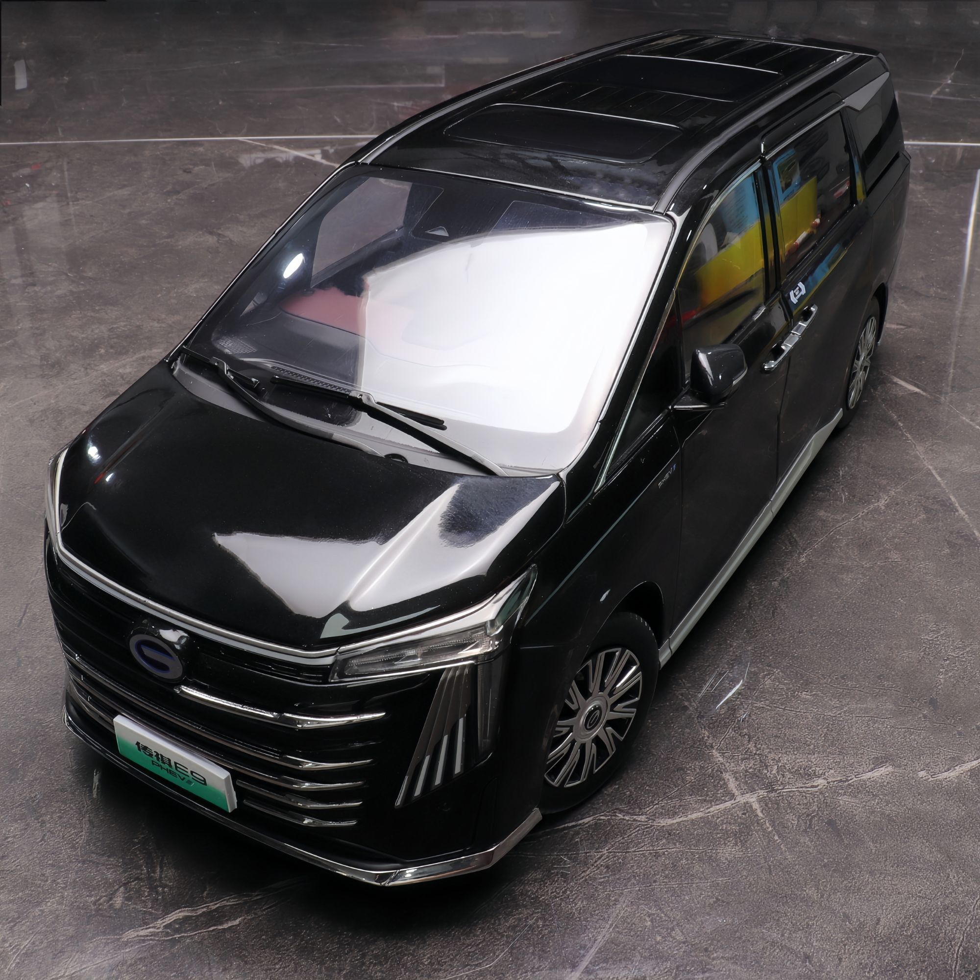 【传祺E9】1：18比例原厂合金汽车模型