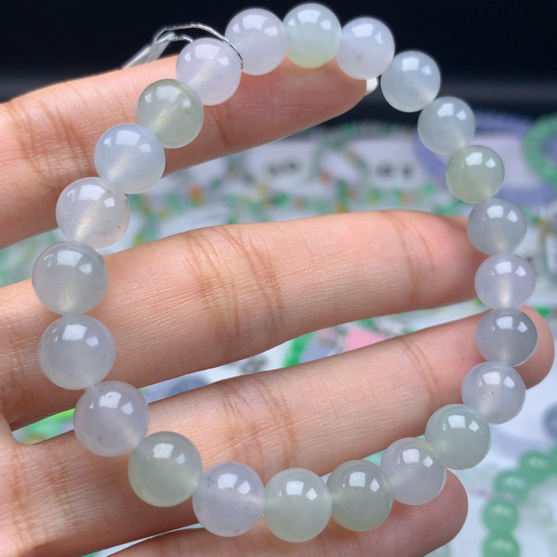 翡翠手链未镶嵌卡