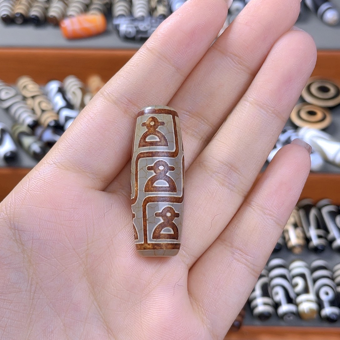 未镶嵌颈饰玛瑙/玉髓