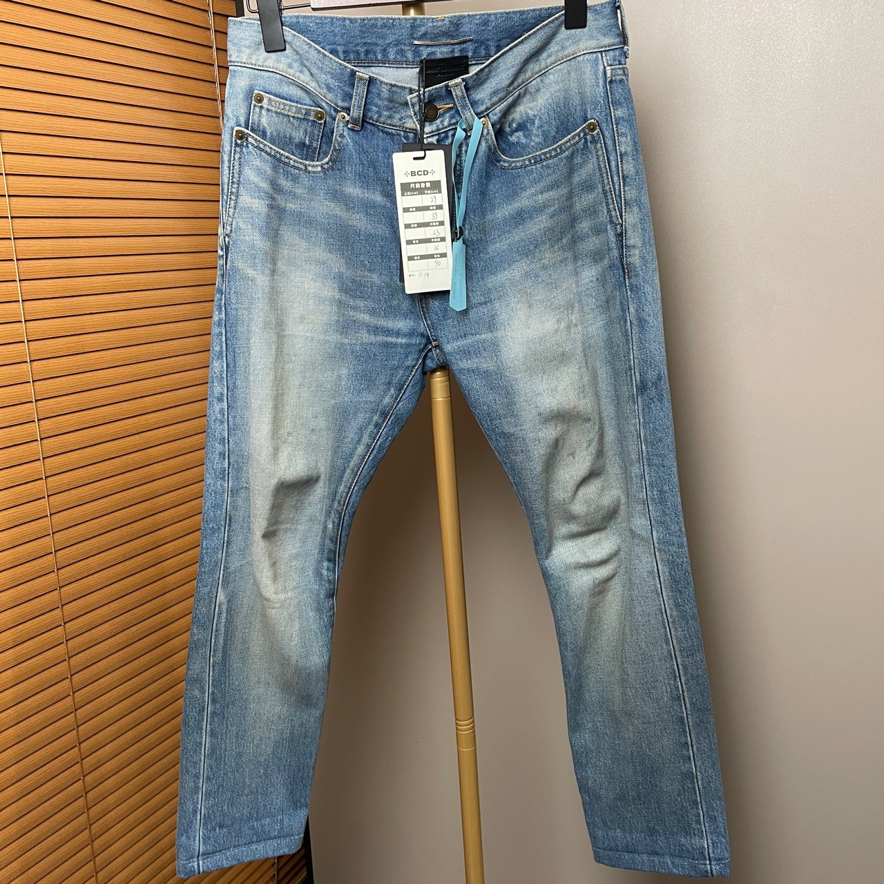 95新 YSL/圣罗兰 （bb1）蓝色水洗牛仔长裤 29码/5800/fg208311