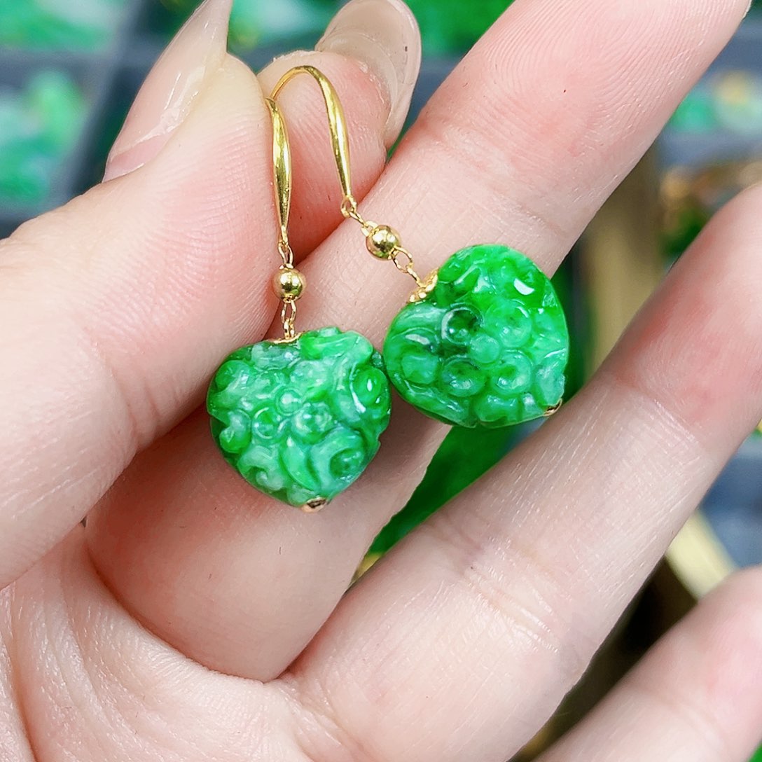 翡翠颈饰18K金镶嵌耳饰