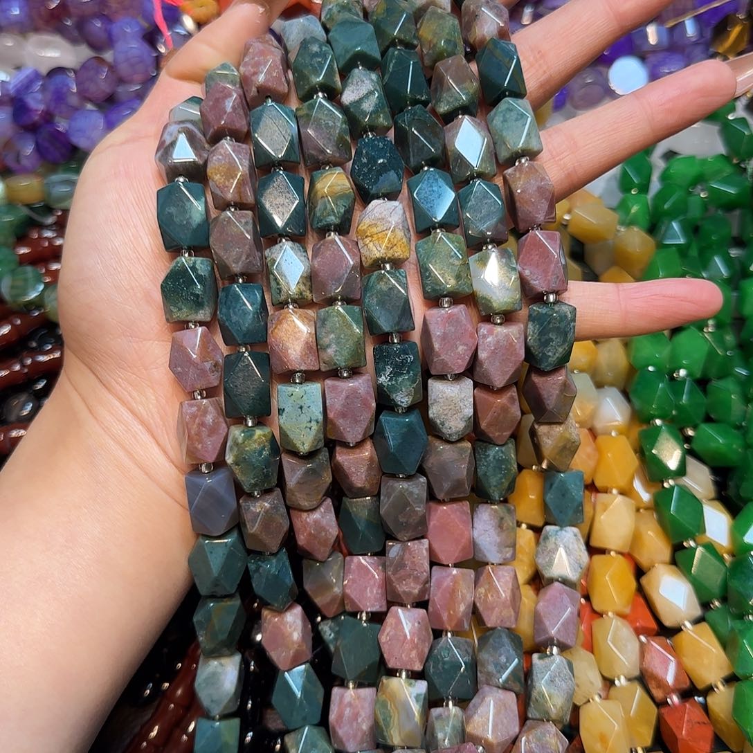 玛瑙/玉髓未镶嵌珠宝半成品10✖️14mm水草玛瑙长八棱一条