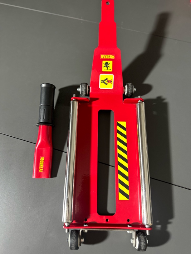 汽车轮毂轮胎按照铲